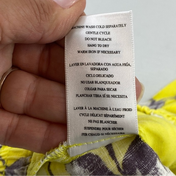 Kut from the Kloth Jansen Yellow Japanese Floral Printed 100% Linen Shorts Sz 10 - Picture 7 of 14